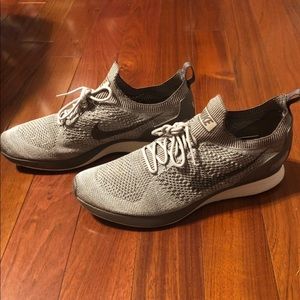 Mens NWOT nike mariah flynits